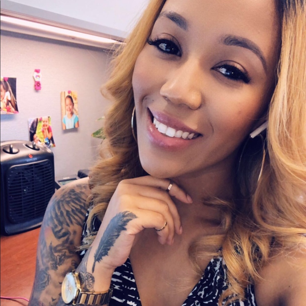 Meet your Posher, Erika